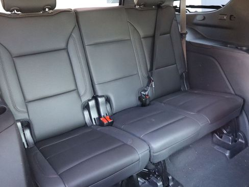Used 2023 Chevrolet Tahoe High Country w/ LPO, Illumination Package RWD image 20
