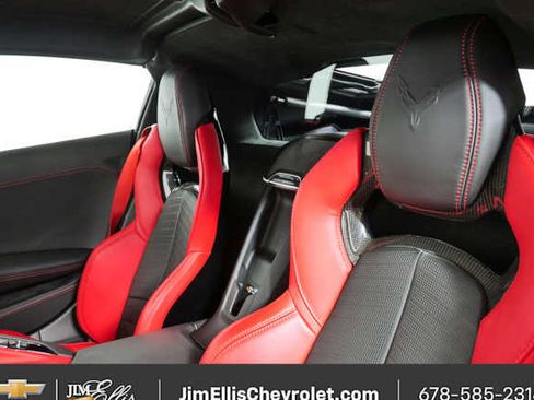 Used 2021 Chevrolet Corvette Stingray Premium Cpe w/ Z51 Performance Package RWD image 5