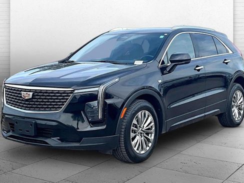 Certified 2024 Cadillac XT4 Premium Luxury AWD/4WD image 10
