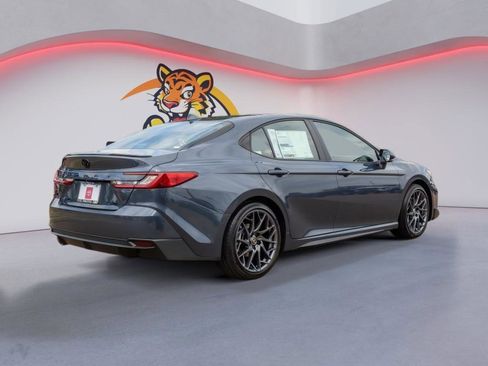 New 2026 Toyota Camry SE image 5