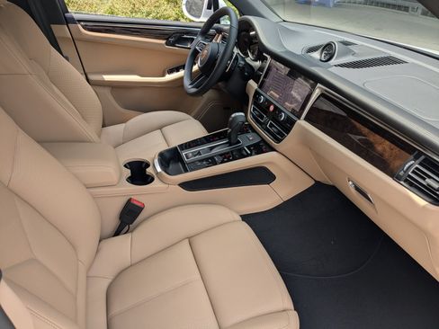 New 2026 Porsche Macan S AWD/4WD image 28