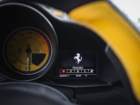 Used 2019 Ferrari 488 Pista Coupe RWD image 47