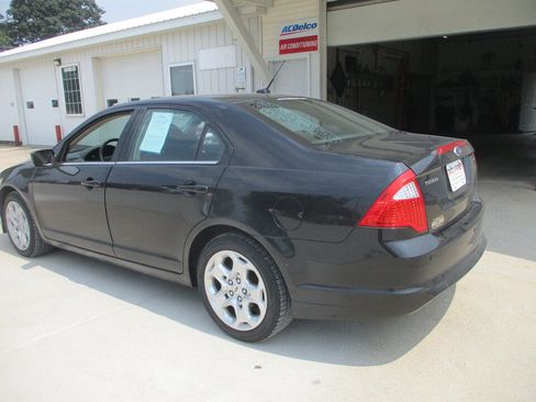 Used 2010 Ford Fusion SE FWD image 13