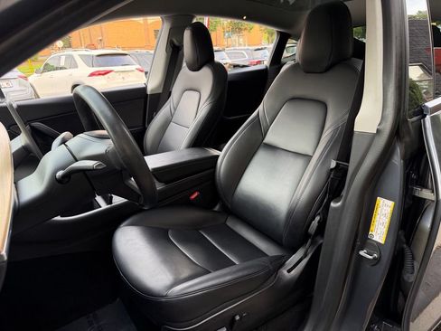 Used 2020 Tesla Model Y Long Range AWD/4WD image 26