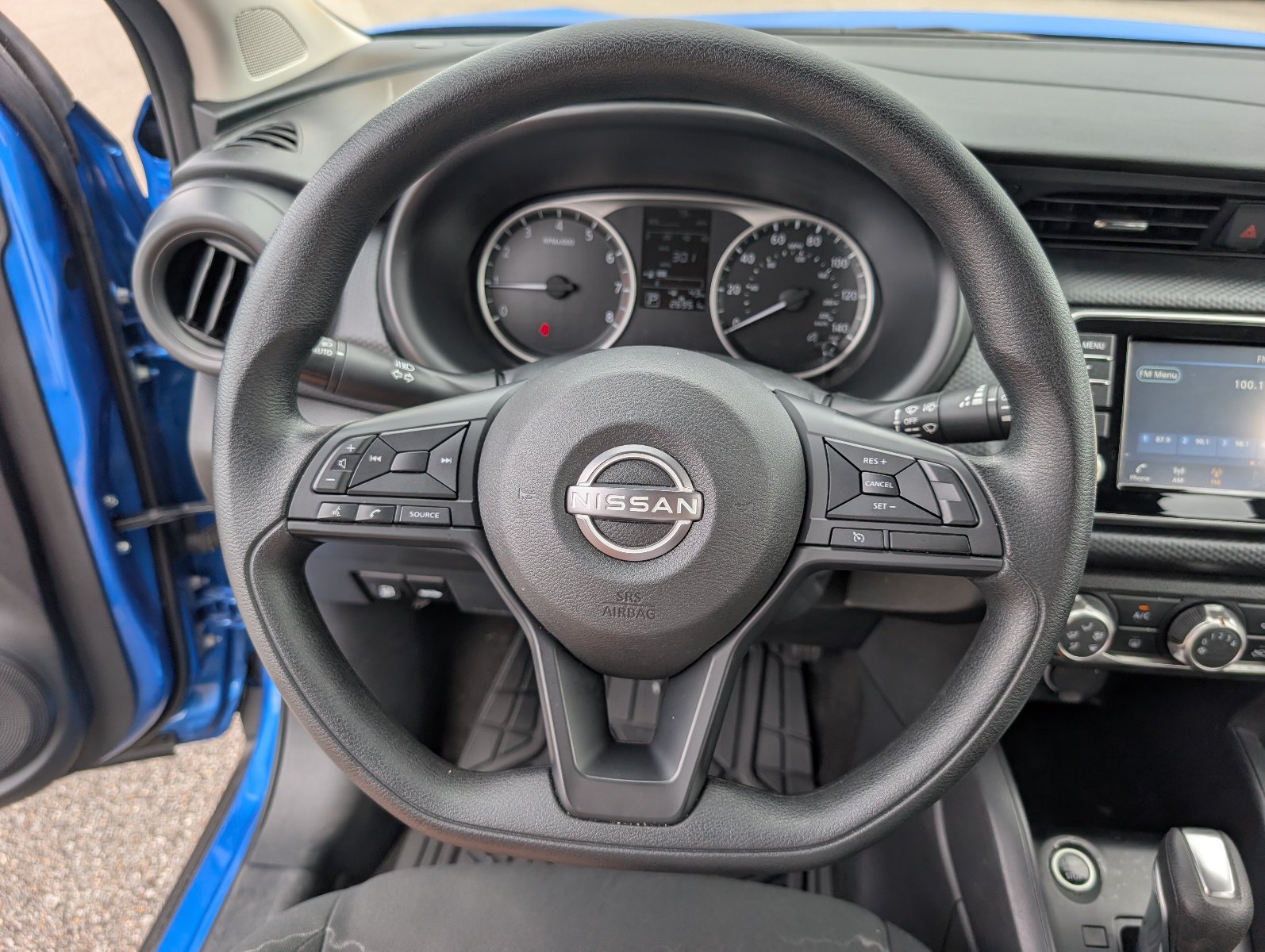 Used 2024 Nissan Kicks S FWD image 23