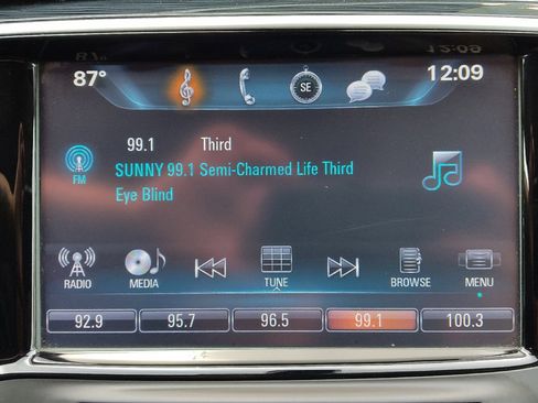 Used 2017 Buick Envision Preferred FWD image 25