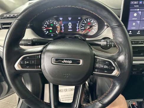 Used 2022 Jeep Compass Limited AWD/4WD image 12