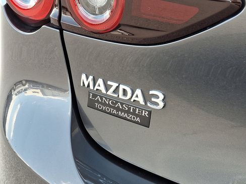 Used 2023 MAZDA MAZDA3 s image 29