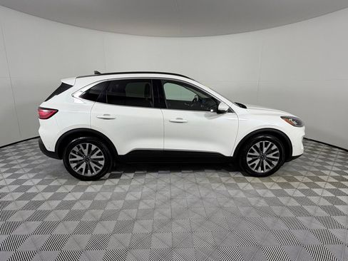 Used 2020 Ford Escape Titanium AWD/4WD image 5