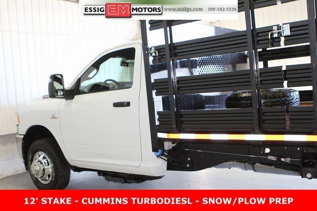 New 2024 RAM 3500 Tradesman AWD/4WD image 32