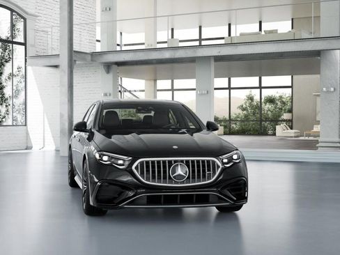 New 2026 Mercedes-Benz E 53 AMG e 4MATIC Sedan image 8