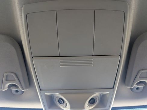 Used 2019 Dodge Journey SE image 20