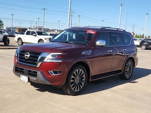 Certified 2024 Nissan Armada Platinum w/ Captain's Chairs Package image 3