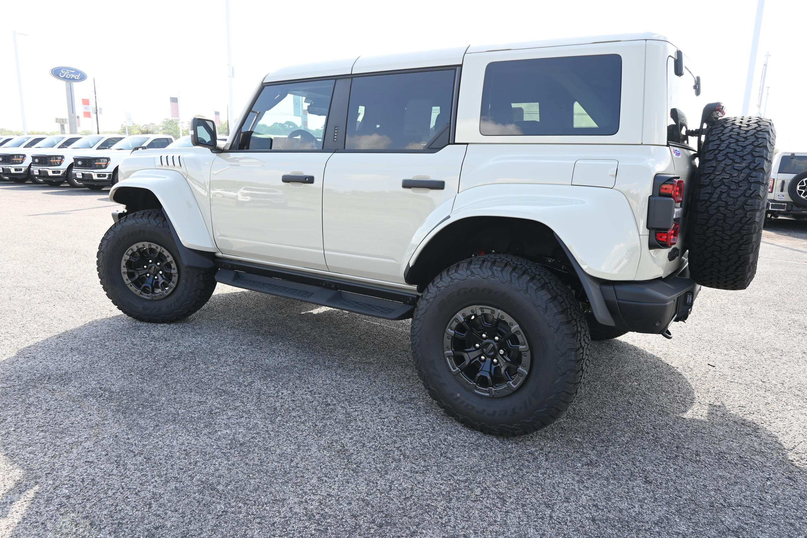 New 2026 Ford Bronco Raptor AWD/4WD image 7