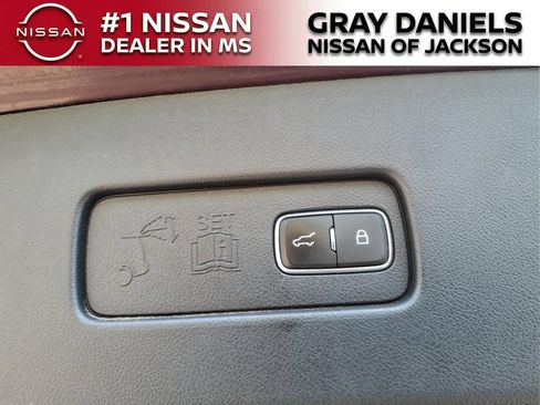 Used 2020 Lincoln Aviator Reserve w/ Equipment Group 201A AWD/4WD image 9