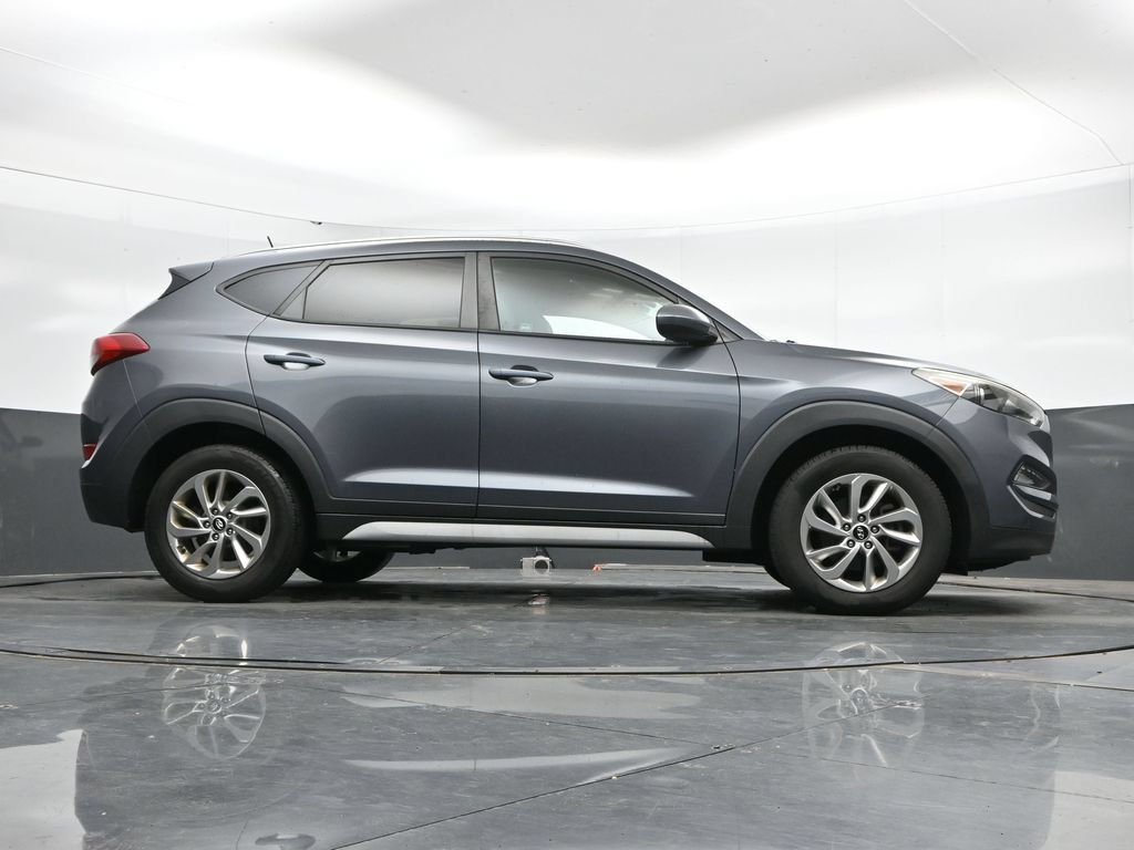 Used 2017 Hyundai Tucson SE w/ SE Popular Package 02 FWD image 40