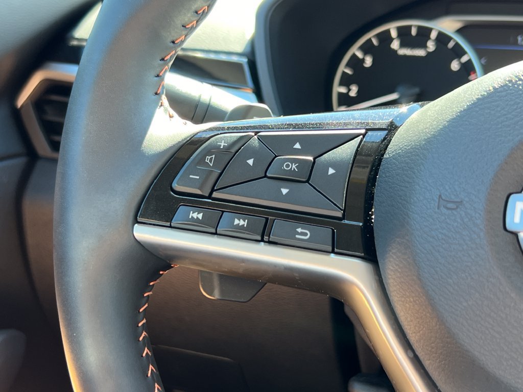 Used 2025 Nissan Altima 2.5 SR w/ SR Premium Package FWD image 28