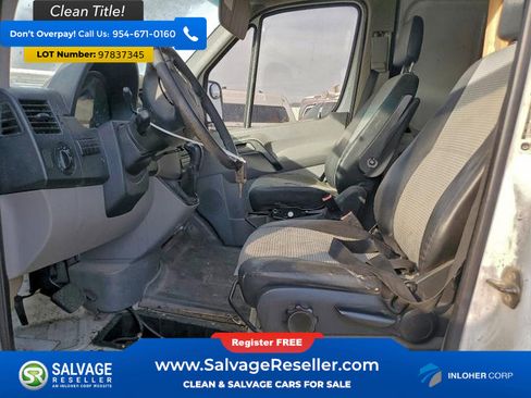 Used 2008 Dodge Sprinter 2500 image 9
