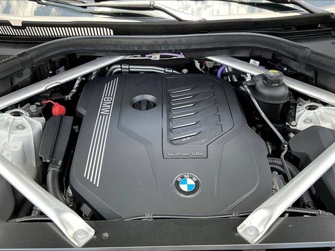 Used 2023 BMW X5 sDrive40i w/ M Sport Package RWD image 21