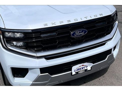 Used 2020 Ford Expedition Max Platinum AWD/4WD image 27