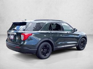 Used 2023 Ford Explorer XLT RWD video 4