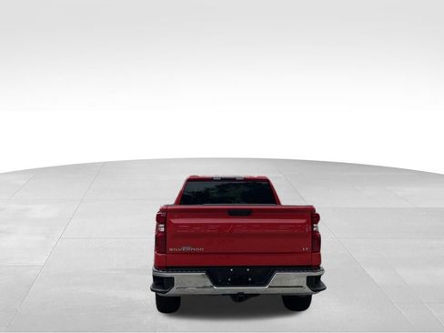 Used 2024 Chevrolet Silverado 1500 LT AWD/4WD image 4