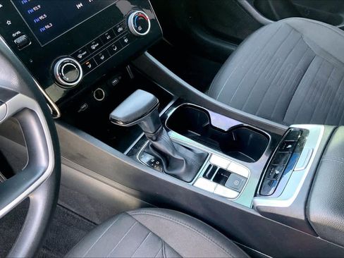 Used 2022 Hyundai Santa Cruz SEL image 17