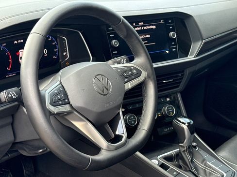 Used 2024 Volkswagen Jetta SEL FWD image 16