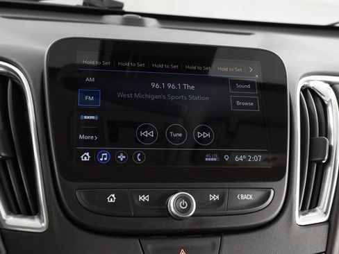 Used 2019 Chevrolet Malibu LT w/ LT Plus Package image 27