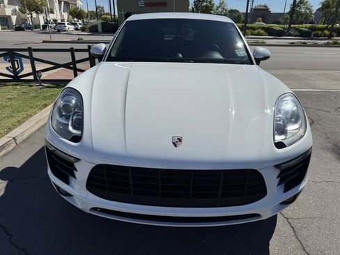 Used 2016 Porsche Macan S image 11