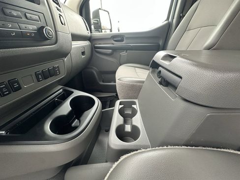 Used 2019 Nissan NV 3500 SL w/ Navigation Package RWD image 30
