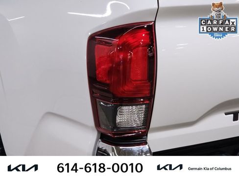 Used 2022 Toyota Tacoma SR5 image 15