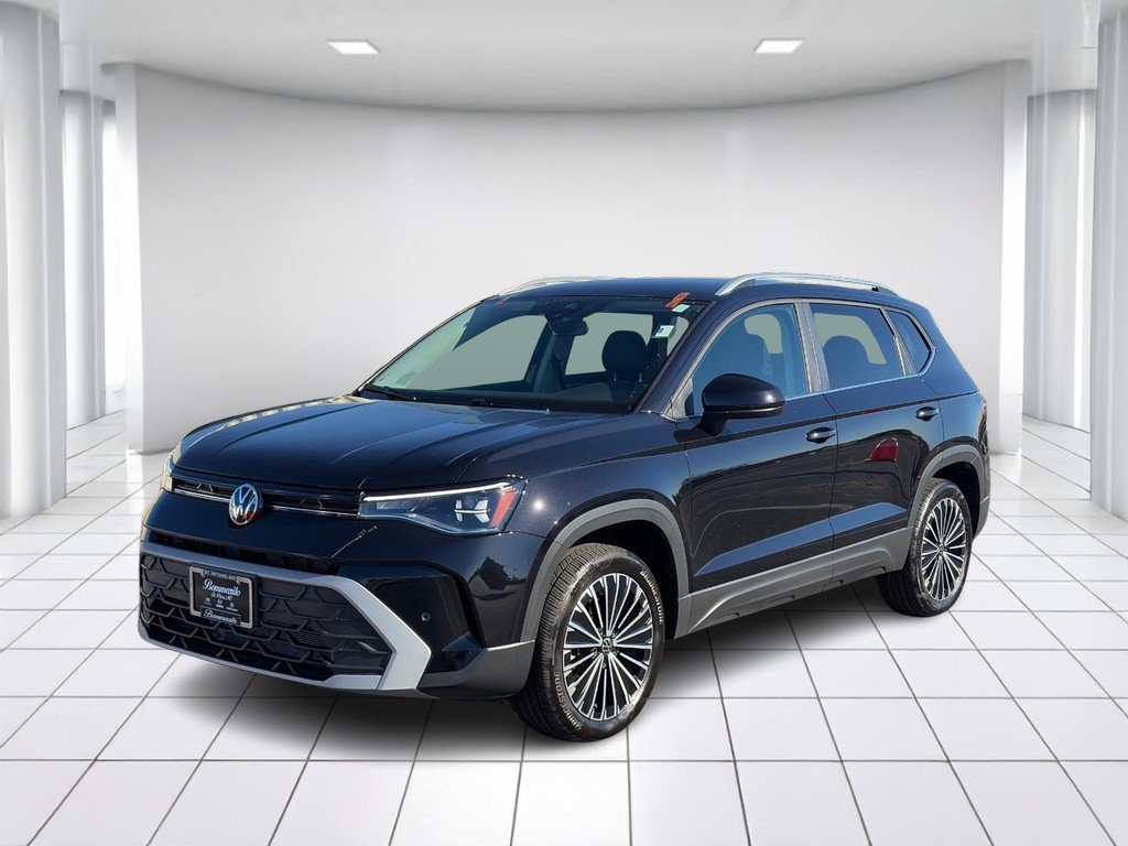 Used 2026 Volkswagen Taos SE FWD image 7