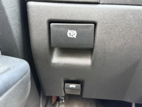 Used 2012 Chevrolet Colorado LT image 19