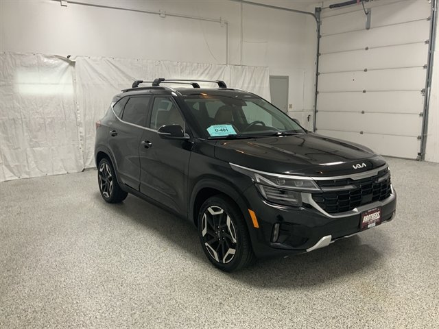 Used 2024 Kia Seltos SX w/ SX Sunroof Package AWD/4WD image 4