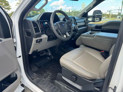Used 2021 Ford F450 XL w/ Power Equipment Group image 25
