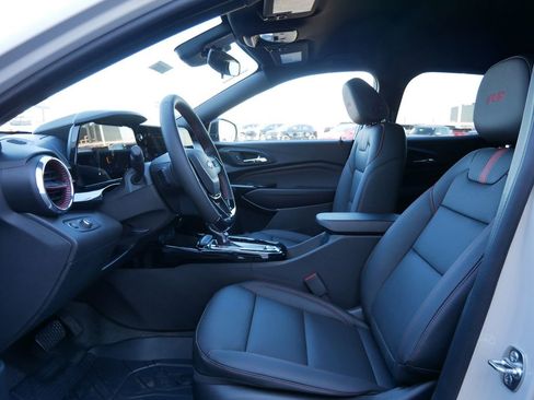 New 2026 Chevrolet Trax RS w/ Driver Confidence Package image 14