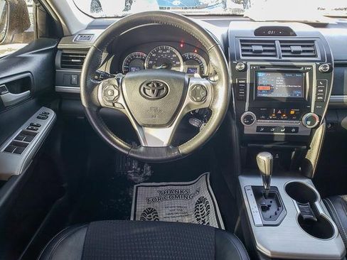 Used 2012 Toyota Camry SE image 22
