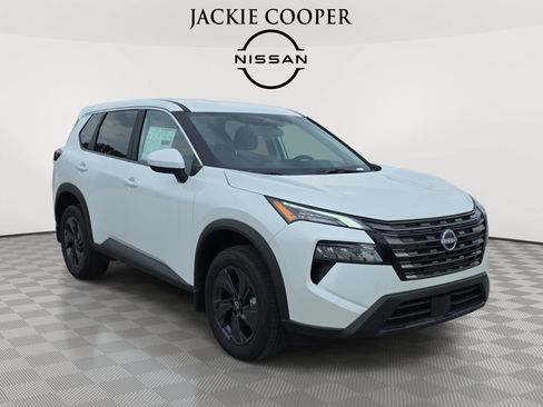 New 2026 Nissan Rogue SV w/ Cold Weather Package FWD image 3