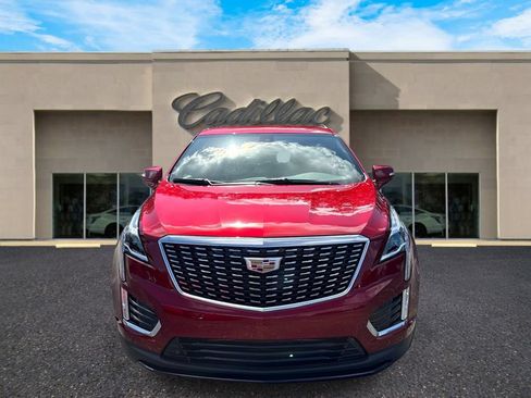New 2026 Cadillac XT5 Luxury w/ LPO, Floor Liner Package FWD image 8