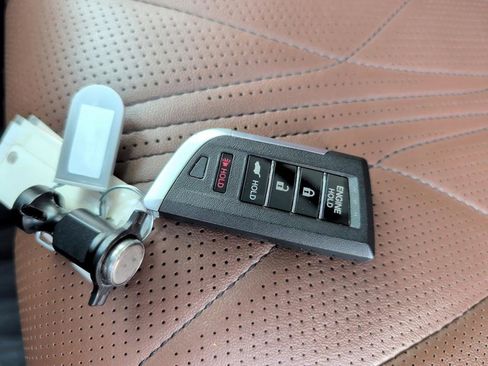 Used 2025 Acura MDX SH-AWD w/ Advance Package image 30