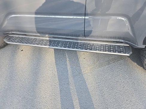 Used 2025 Toyota 4Runner TRD Off-Road Premium image 3