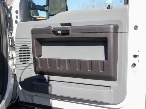 Used 2012 Ford F550 2WD Regular Cab Super Duty w/ PWR Equipment Group image 35