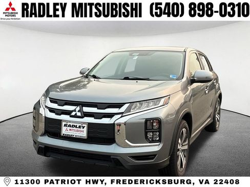Used 2025 Mitsubishi Outlander Sport SE AWD/4WD image 1
