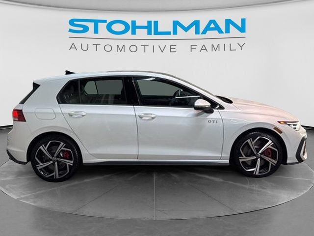 New 2026 Volkswagen GTI SE FWD image 8