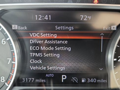 Certified 2025 Nissan Pathfinder SL image 30