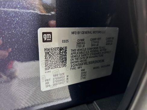 New 2025 Chevrolet Suburban Premier image 35