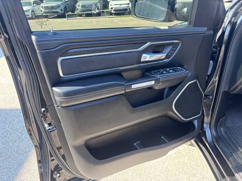 Used 2023 RAM 1500 Laramie AWD/4WD image 11