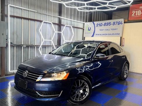Used 2013 Volkswagen Passat 2.5 SE image 11