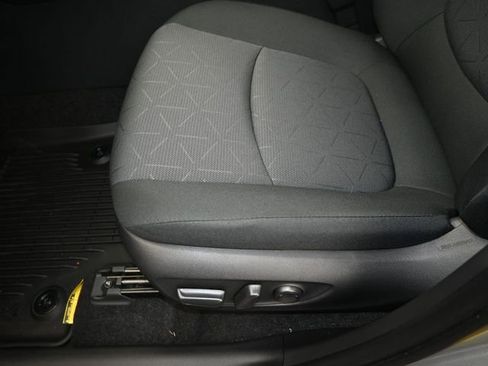 Used 2025 Toyota RAV4 XLE image 10